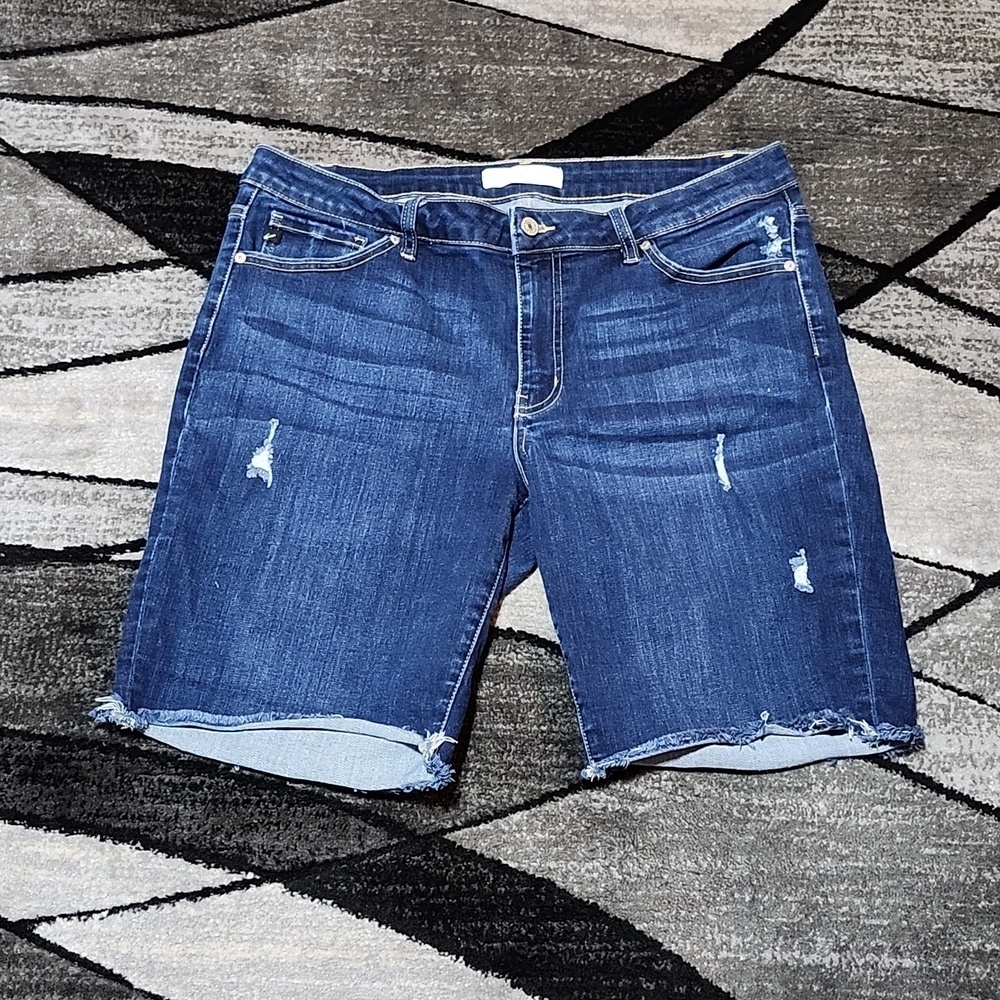 KANCAN DISTRESSED RAW-EDGE HIGH-WAISTED DENIM SHORTS